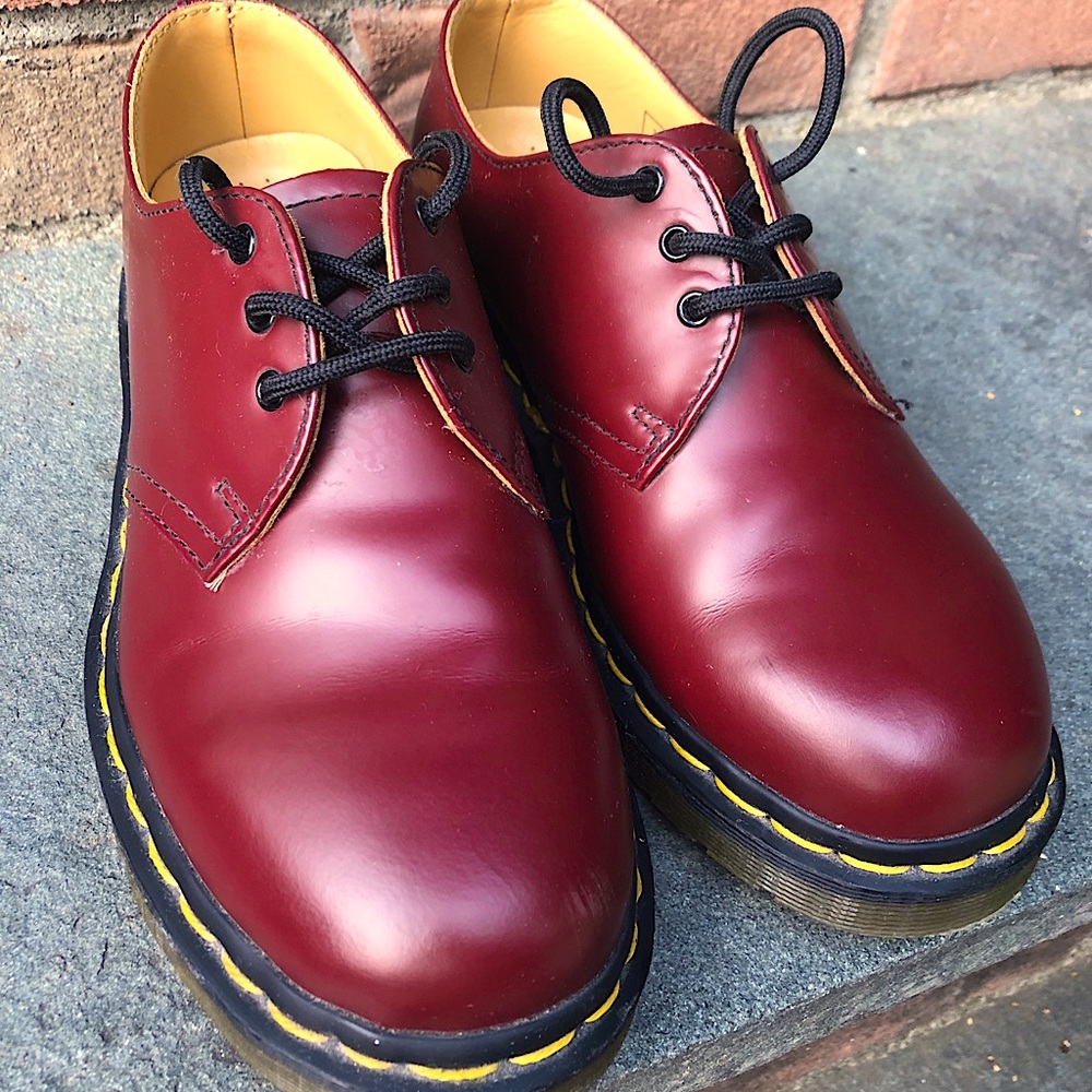 NWOT DR. MARTENS 1461 Women’s Smooth Leather Oxford Shoes cherry red